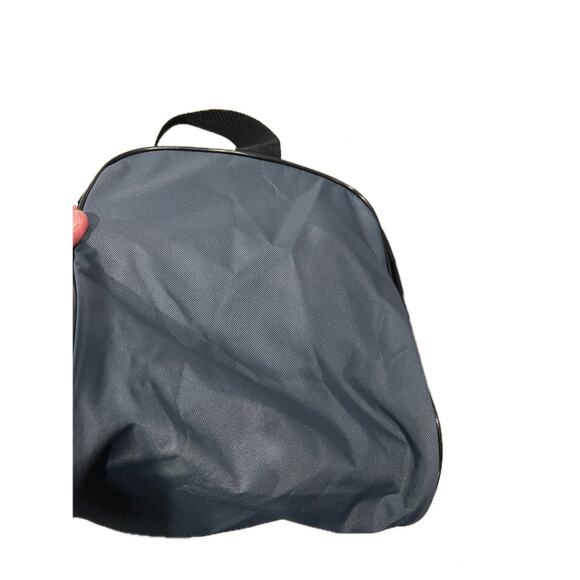 Adidas Defender Medium 20"x12"x10" Black Gray Duffel Bag - Picture 5 of 6